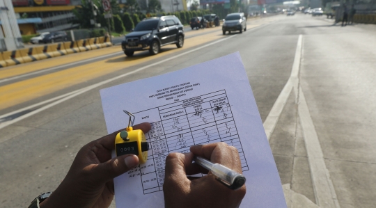 Cegah Penyebaran Corona, Dishub Data Kendaraan Menuju Jakarta