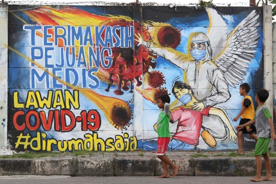 Jelang Pemberlakuan PSBB, Muncul Mural Ajakan Lawan Covid-19 di Depok