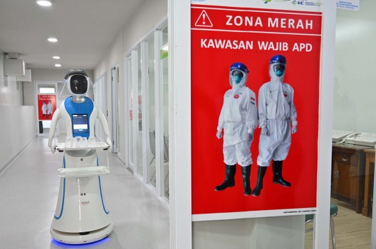 Mengenal Robot Perawat Pasien Covid-19 di RS Pertamina Jaya