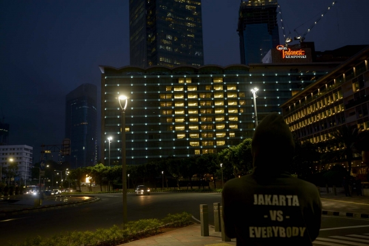 Apresiasi Tenaga Medis, Hotel Indonesia Kempinski Nyalakan Lampu Berbentuk Hati