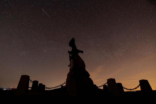 Keindahan Hujan Meteor Lyrid di Langit Rusia