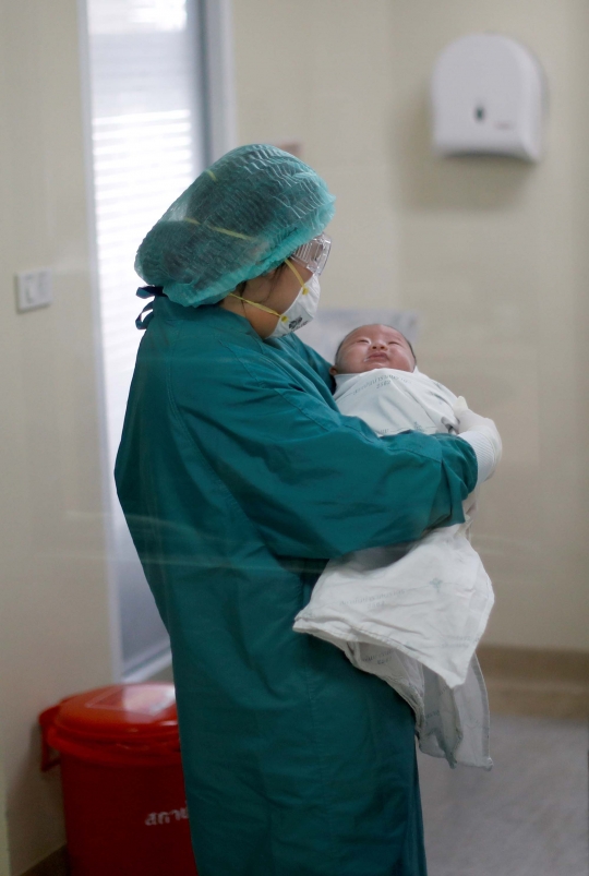 Bayi Satu Bulan di Thailand Sembuh dari Covid-19