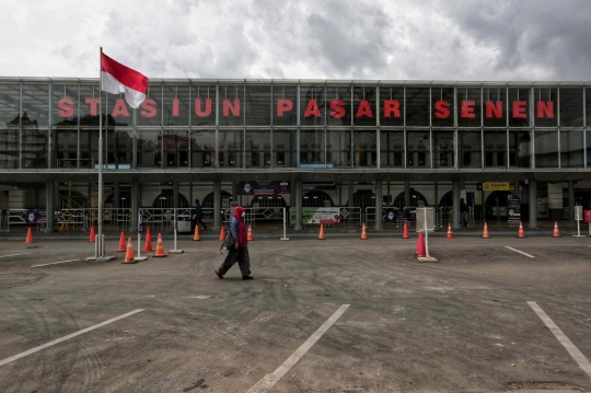 Suasana Stasiun Pasar Senen Usai Larangan Mudik