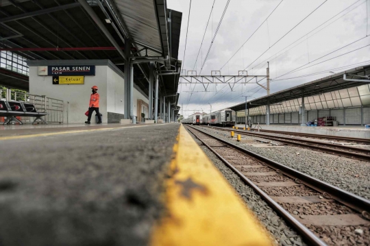 Suasana Stasiun Pasar Senen Usai Larangan Mudik