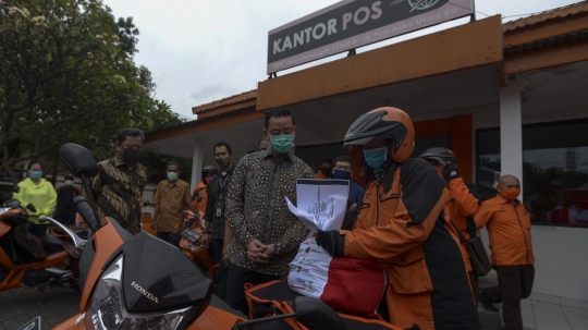 Bantuan Sembako untuk Warga Terdampak Pandemi Dikirim via Pos