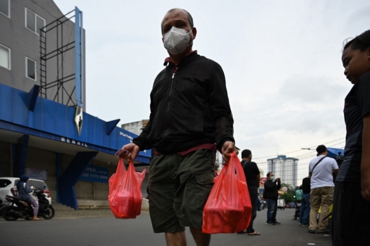 Berburu Takjil di Tengah Pandemi