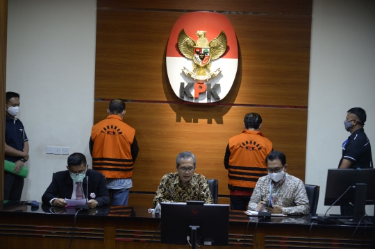 KPK Tahan Ketua DPRD dan Plt Kadis PUPR Muara Enim