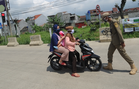 Polantas Bogor Cegat Pemudik di Perbatasan Wilayah