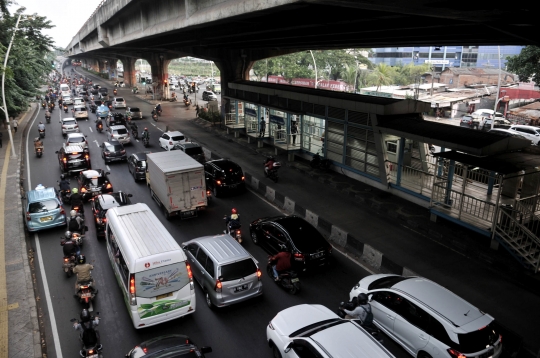 Volume Kendaraan Pribadi di Jalanan Ibu Kota Kembali Meningkat