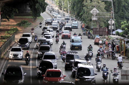 Volume Kendaraan Pribadi di Jalanan Ibu Kota Kembali Meningkat