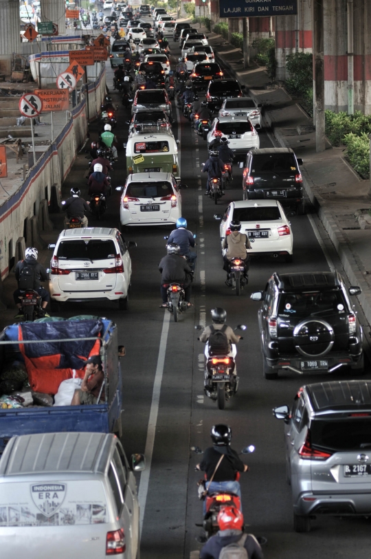 Volume Kendaraan Pribadi di Jalanan Ibu Kota Kembali Meningkat