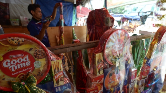 Pendapatan Pedagang Parsel di Cikini Menurun Akibat Covid-19