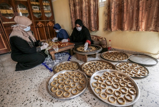 Melihat Pembuatan Kue Tradisional Palestina Jelang Lebaran