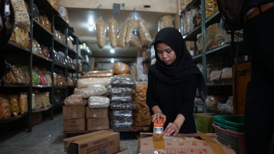 Penjualan Kue Kering Jelang Lebaran Turun 50 Persen