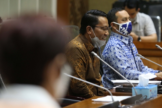 Suasana Rapat RUU Cipta Kerja di Parlemen Senayan