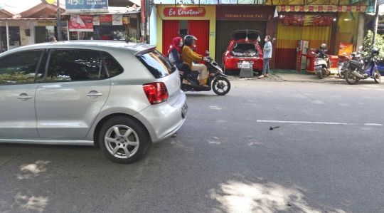 Mahasiswi Buka Lapak Sayuran Serba Rp5.000 di Depok