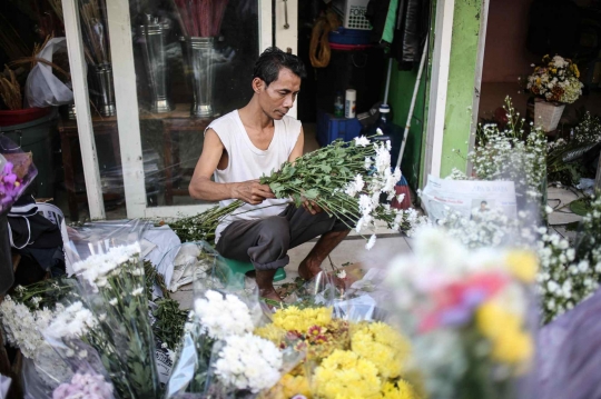 Lebaran, Penjualan Bunga Potong Turun