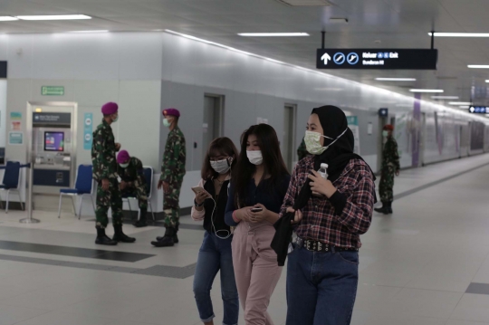 Kawal New Normal, Aparat TNI Jaga Stasiun MRT Bundaran HI