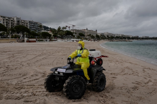 Lockdown Kian Dilonggarkan, Prancis Segera Buka Kembali Pantai