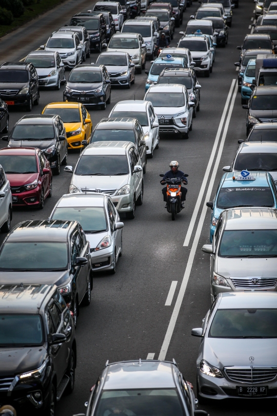 Kemacetan Jakarta di Tengah PSBB Transisi