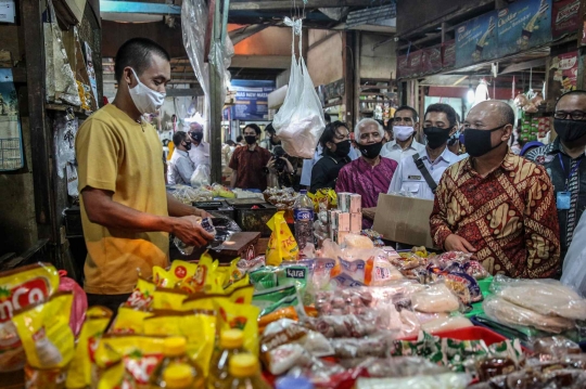 Menkop UKM Tinjau Pasar Tradisional