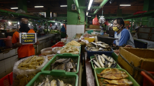 Aksi Kampanye Kesehatan di Pasar Jatinegara