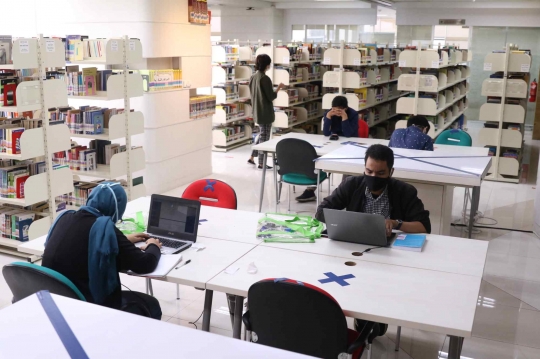 Perpustakaan Nasional Terapkan Protokol Kesehatan di Hari Pertama Dibuka