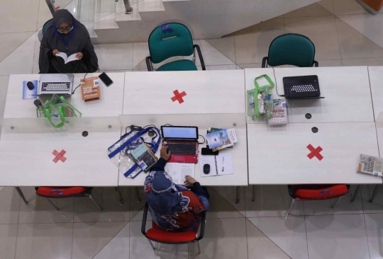 Perpustakaan Nasional Terapkan Protokol Kesehatan di Hari Pertama Dibuka