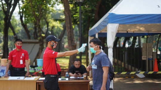 Suasana Taman Lapangan Banteng Usai Kembali Dibuka
