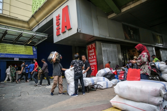 Hari Ini, Pasar Tanah Abang Kembali Buka