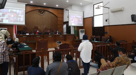 Terdakwa Pembunuhan Suami dan Anak, Aulia Kesuma Divonis Mati