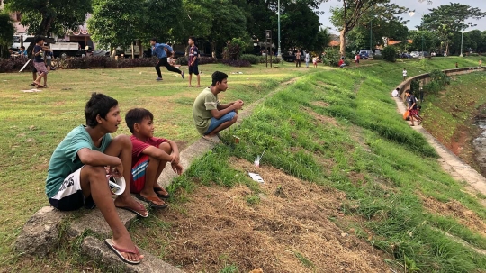 Melihat Keceriaan Anak-anak saat Masa PSBB Transisi di Cipinang Muara