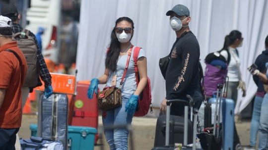 Ratusan WNI ABK Kapal MV Eurodam Tiba di Tanjung Priok