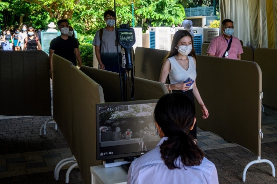 Disneyland Hong Kong Buka Kembali Setelah Tutup 5 Bulan