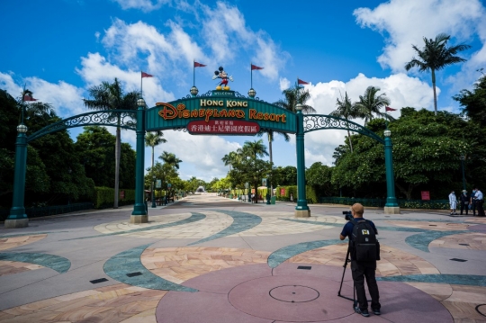 Disneyland Hong Kong Buka Kembali Setelah Tutup 5 Bulan