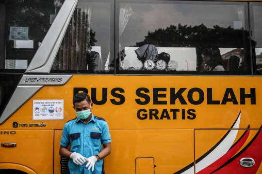 Dishub Kerahkan 50 Bus Sekolah untuk Urai Lonjakan Penumpang KRL