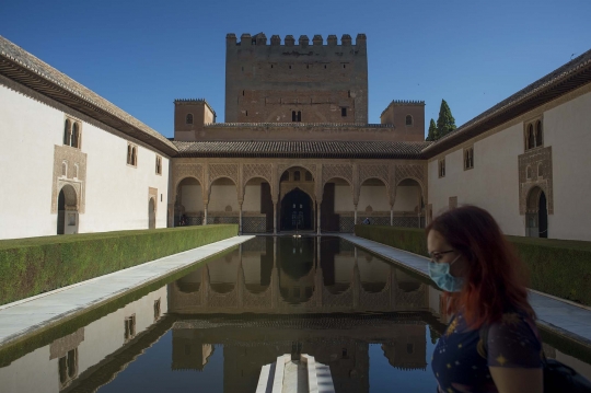 Mengunjungi Istana Alhambra, Jejak Kejayaan Islam di Spanyol