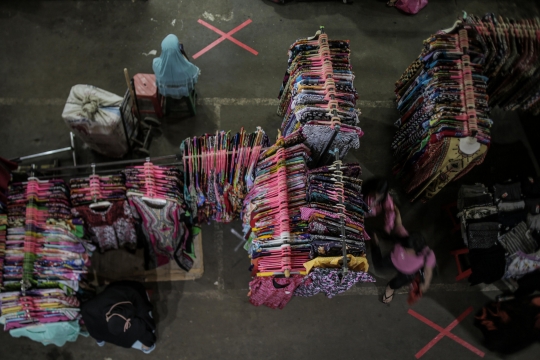 Pasar Kebayoran Lama Buka Kembali dengan Protokol Kesehatan