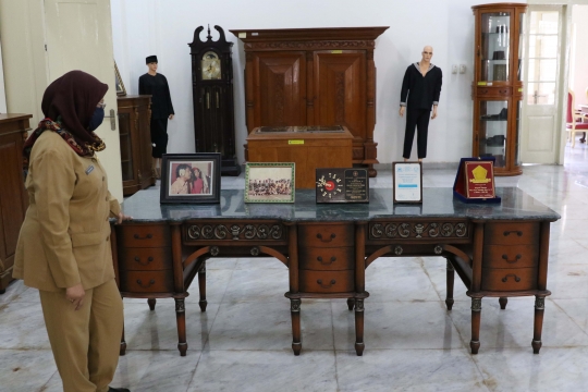 Menengok Isi Taman Benyamin Suaeb