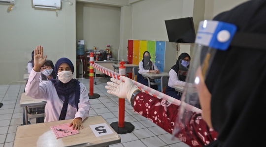 Simulasi Sekolah Menuju Kenormalan Baru