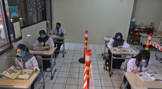 Simulasi Sekolah Menuju Kenormalan Baru