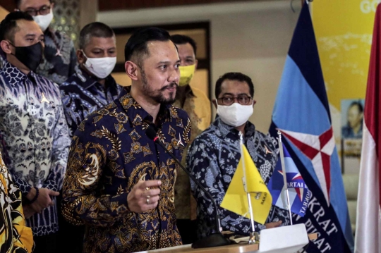 AHY Sambangi Markas Golkar