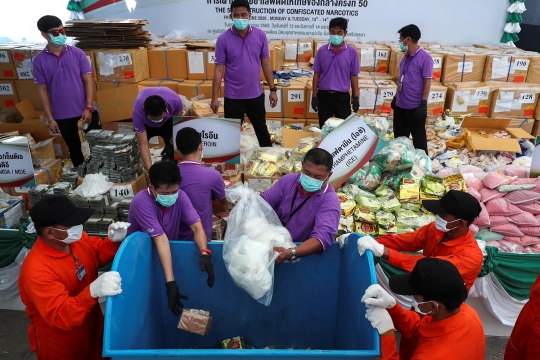 Myanmar dan Thailand Musnahkan 25 Ton Narkotika