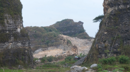 Gunung Kapur Klapanunggal Terancam Kehilangan Potensi Wisata