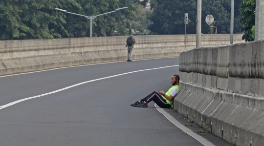 Suasana CFD di Jalan Layang Antasari