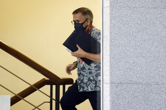 Kasus Korupsi, KPK Periksa Agus Suhartono
