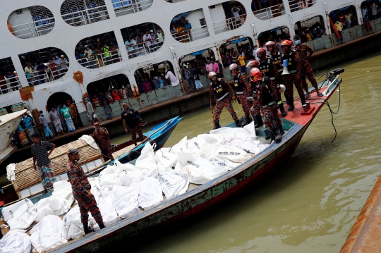 Kapal Feri Tenggelam di Bangladesh, Puluhan Penumpang Tewas