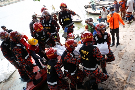 Kapal Feri Tenggelam di Bangladesh, Puluhan Penumpang Tewas