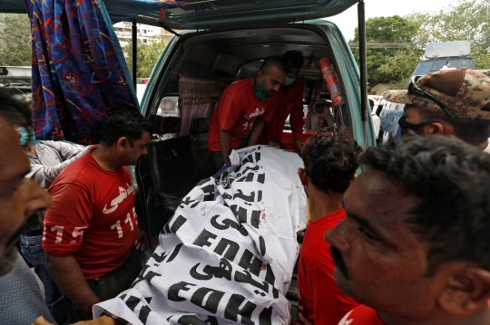 Penyerangan di Bursa Efek Pakistan, 7 Tewas