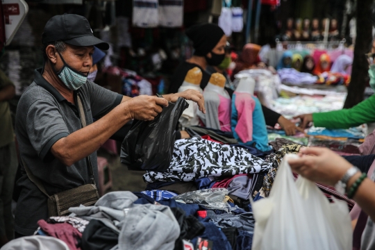 Mulai 1 Juli Jakarta Larang Penggunaan Kantong Plastik Sekali Pakai